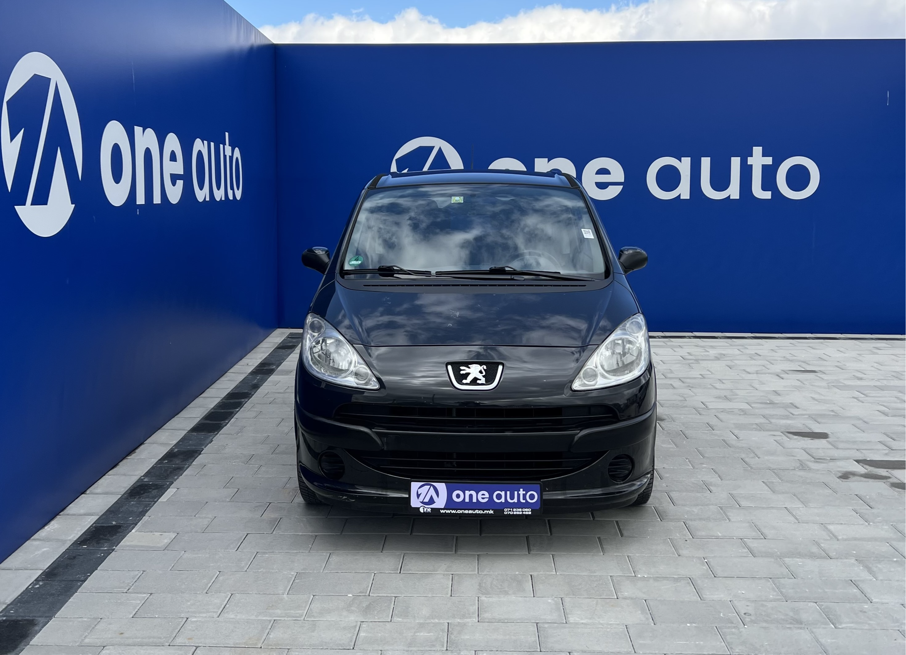 Peugeot 1007   - 2008