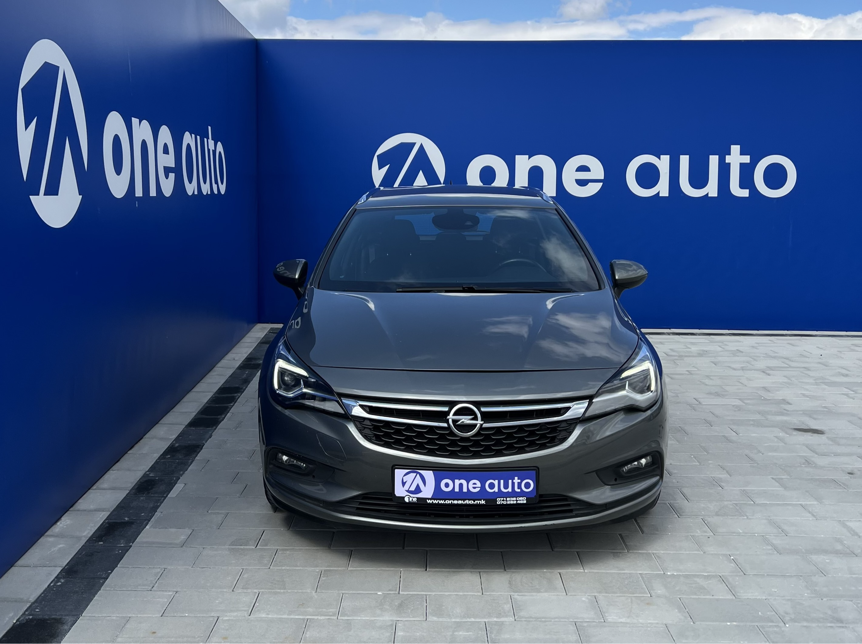 Opel Astra   - 2019