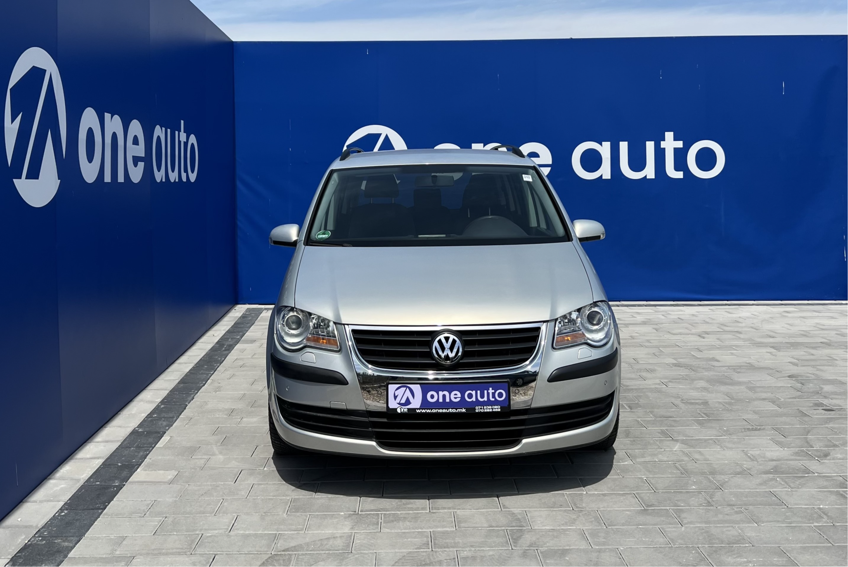 Volkswagen Touran   - 2009