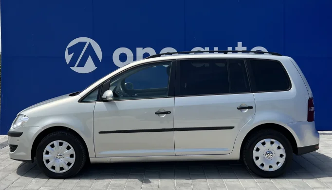 Volkswagen Touran  - 2009