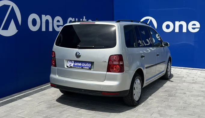 Volkswagen Touran  - 2009