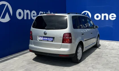Volkswagen Touran  - 2009