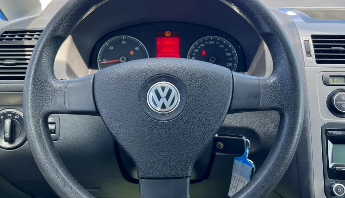 Volkswagen Touran  - 2009