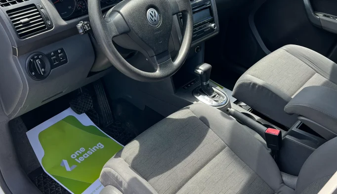 Volkswagen Touran  - 2009
