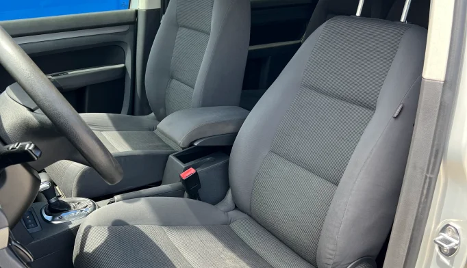 Volkswagen Touran  - 2009
