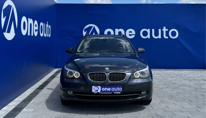 BMW 525d   - 2010