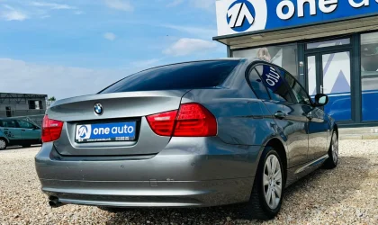 BMW 3 Series  - 2011