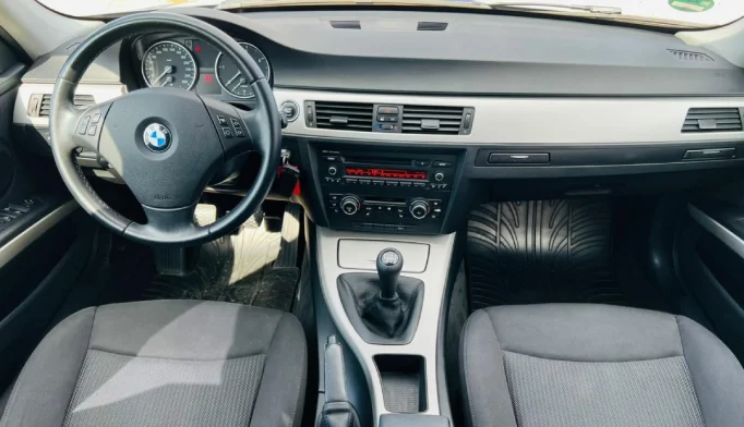 BMW 3 Series  - 2011