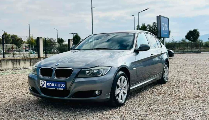 BMW 3 Series  - 2011