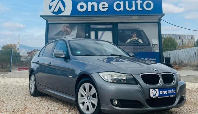 BMW 3 Series  - 2011