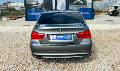 BMW 3 Series  - 2011