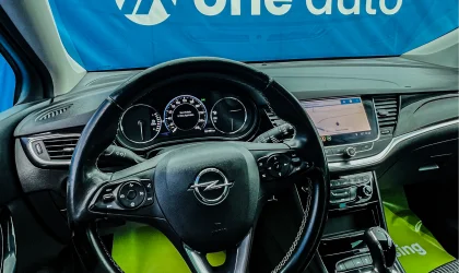 Opel Astra  - 2021