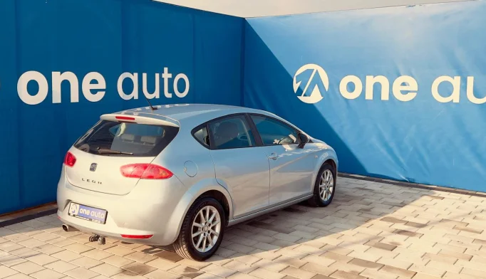SEAT Leon  - 2011