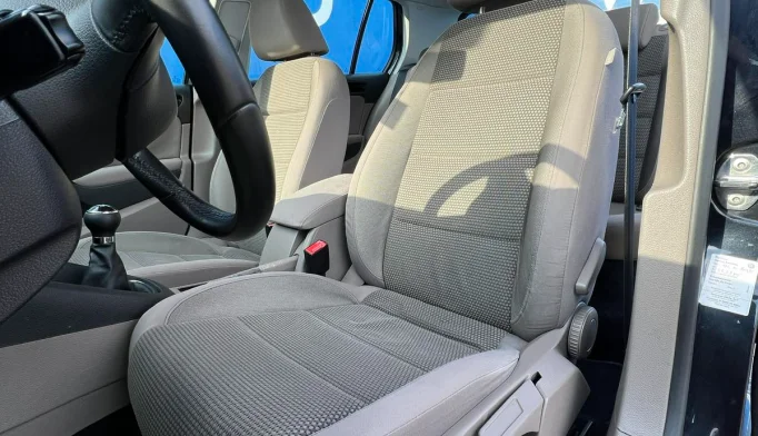 Volkswagen Golf  - 2009