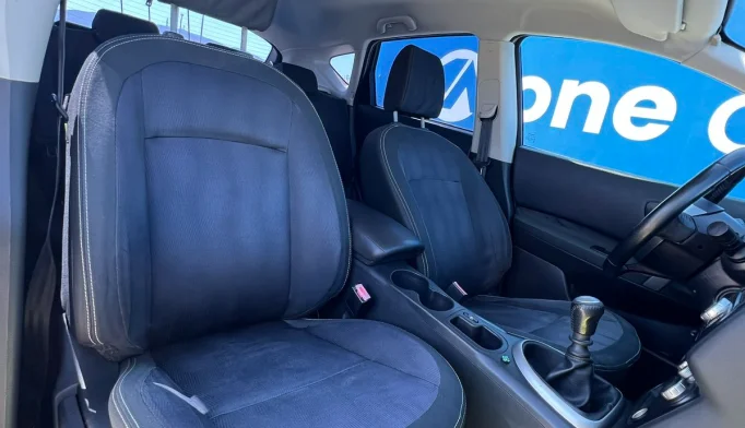 Nissan Qashqai  - 2010