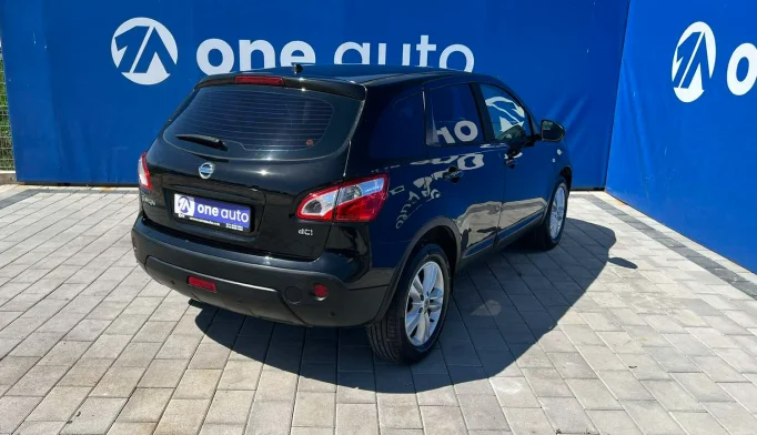 Nissan Qashqai  - 2010