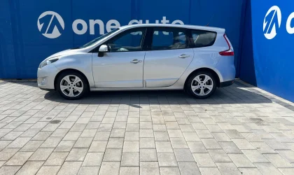 Renault Scenic  - 2011