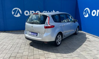 Renault Scenic  - 2011