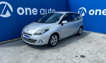 Renault Scenic  - 2011