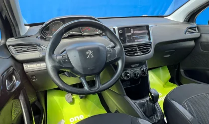 Peugeot 208  - 2012