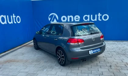 Volkswagen Golf  - 2009