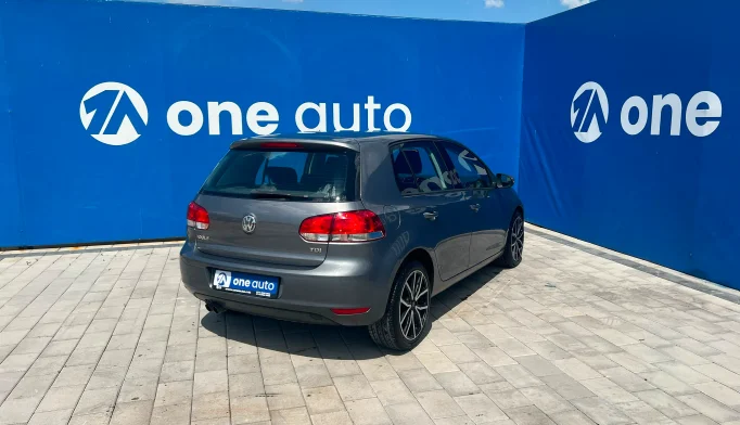 Volkswagen Golf  - 2009