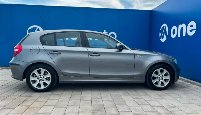 BMW 1 Series  - 2009