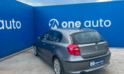 BMW 1 Series  - 2009