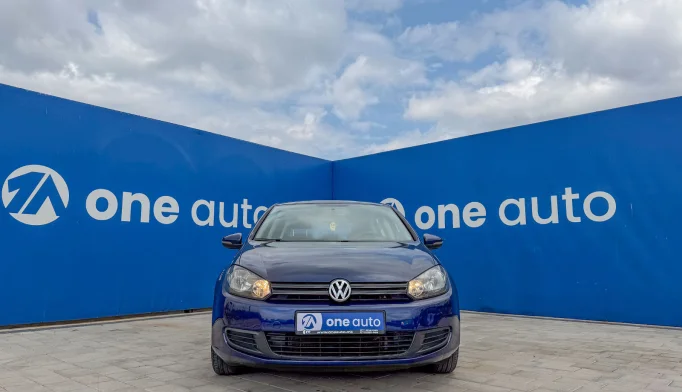 Volkswagen Golf  - 2012