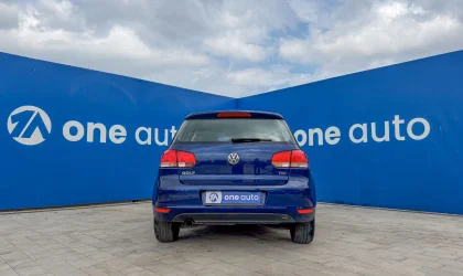 Volkswagen Golf  - 2012