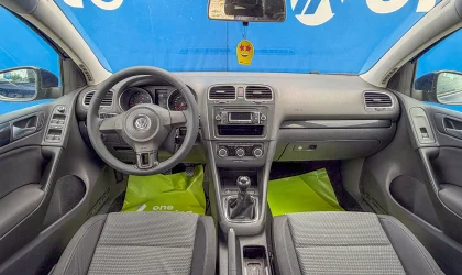 Volkswagen Golf  - 2012
