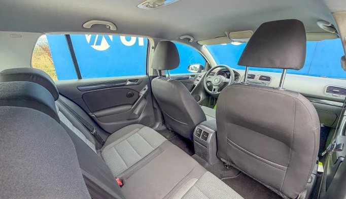 Volkswagen Golf  - 2012