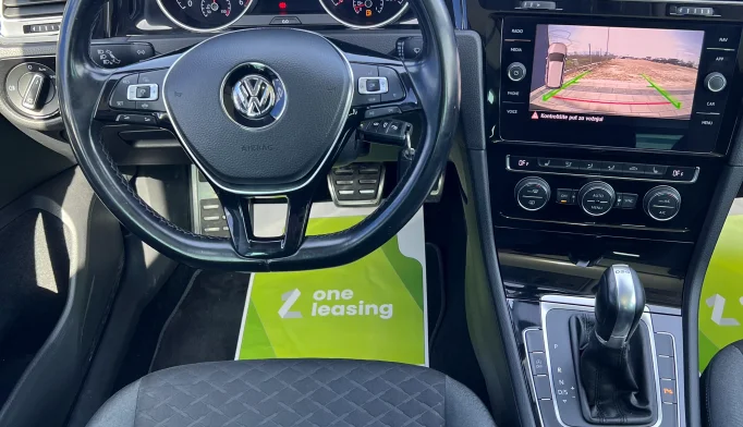 Volkswagen Golf R  - 2019