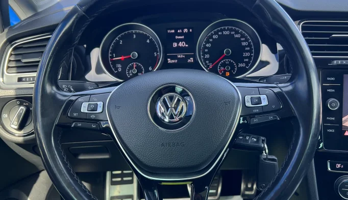 Volkswagen Golf R  - 2019