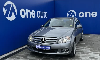 Mercedes-Benz C200  - 2010