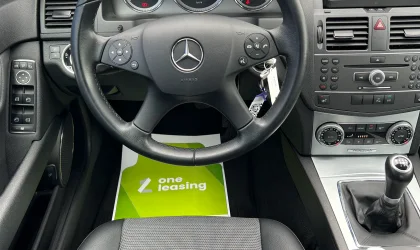 Mercedes-Benz C200  - 2010