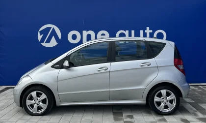 Mercedes-Benz A180  - 2012