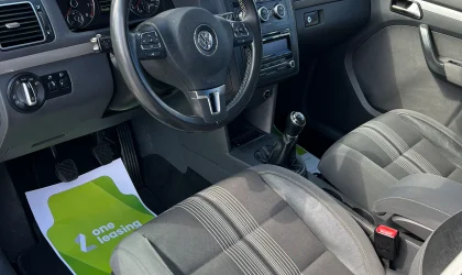 Volkswagen Touran  - 2012
