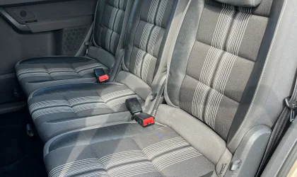 Volkswagen Touran  - 2012