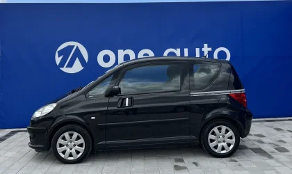 Peugeot 1007  - 2008
