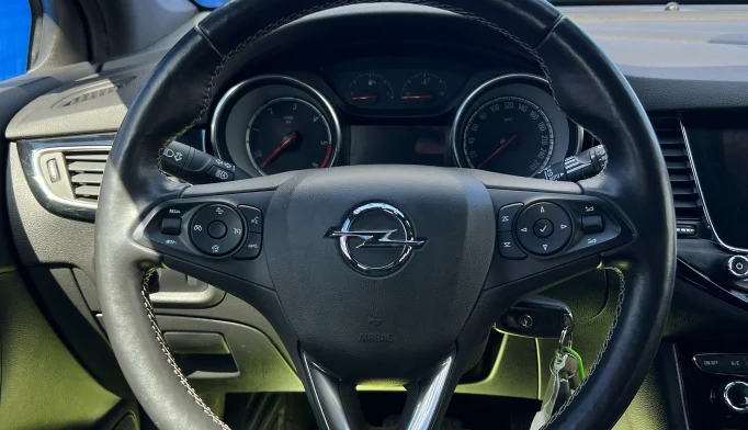 Opel Astra  - 2019