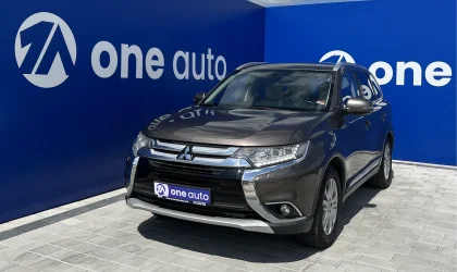 Mitsubishi Outlander  - 2015