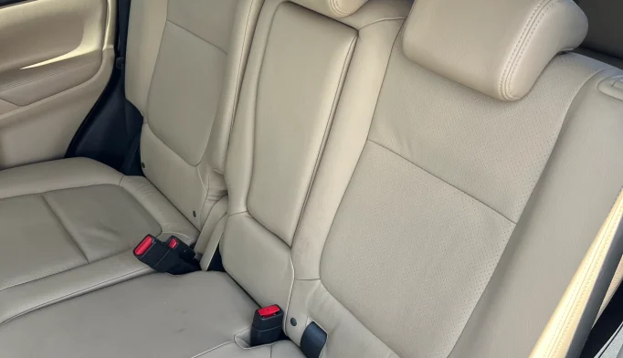 Mitsubishi Outlander  - 2015