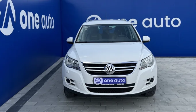 Volkswagen Tiguan   - 2008