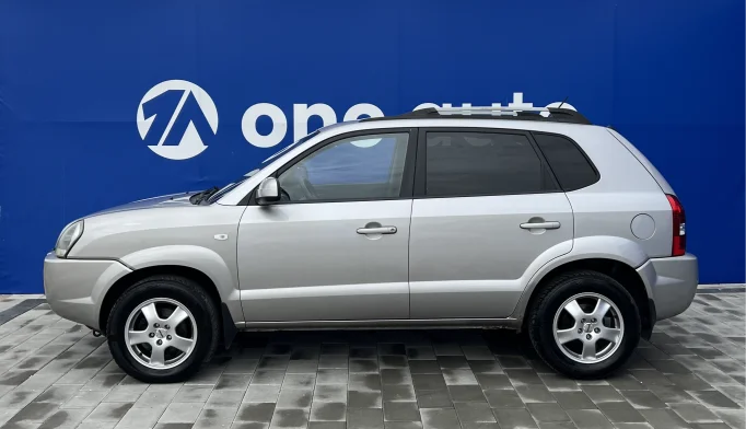 Hyundai Tucson  - 2005