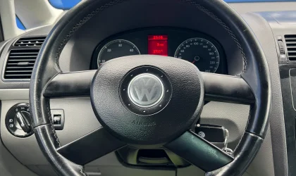 Volkswagen Touran  - 2006
