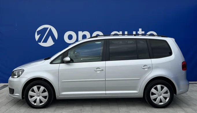 Volkswagen Touran  - 2010